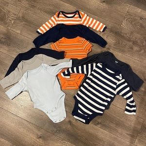 Old Navy Onesies Lot of 8 - 0/3 Months